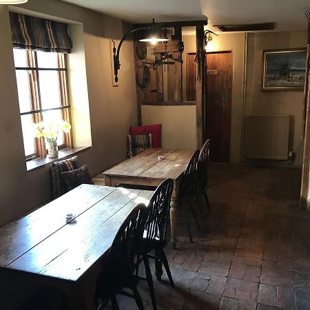 Kenninghall Red Lion Hotel Norwich Kültér fotó