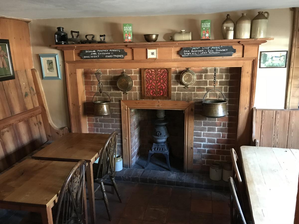 Kenninghall Red Lion Hotel Norwich Kültér fotó